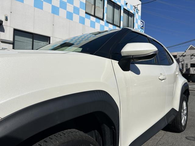 ヤリスクロス ハイブリッドＧ　１オーナー・禁煙車・全周囲モニター・Ｒカメラ・ＬＥＤヘッドライト・セーフティセンス・前後ドラレコ・純正ディスプレイオーディオ・純正１６インチアルミホイル・スマートキー×２（18枚目）