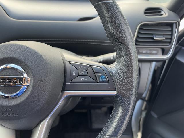 セレナ ハイウェイスター　デジタルインナーミラー・プロパイロット・Ｆドラレコ・全周囲モニター・Ｒカメラ・両側パワースライドドア・社外品ナビ（ＡＶＩＣ－ＲＷ３００）・禁煙車・スマートキー（33枚目）