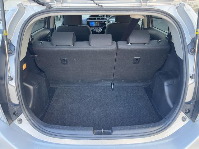 アクア S 禁煙車・F席シートヒ-タ-・LEDヘッドランプ・純正ナビ(NSZN-W64T)・Rカメラ・スマートキー・フルセグテレビ・キーレスエントリ-(21枚目)