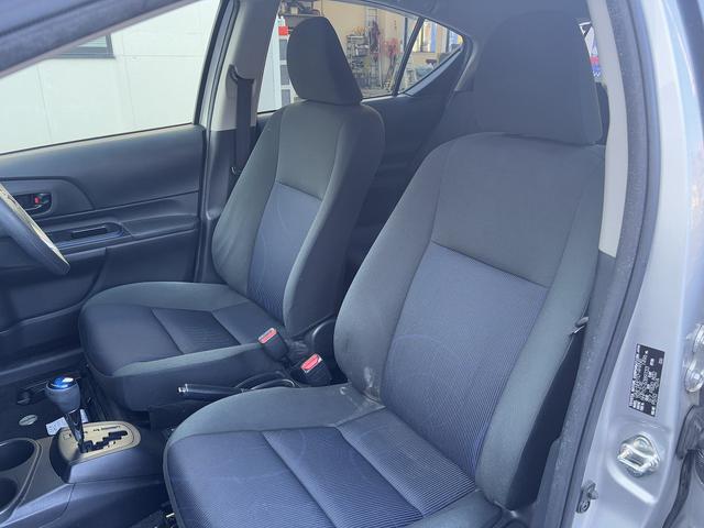 アクア S 禁煙車・F席シートヒ-タ-・LEDヘッドランプ・純正ナビ(NSZN-W64T)・Rカメラ・スマートキー・フルセグテレビ・キーレスエントリ-(24枚目)