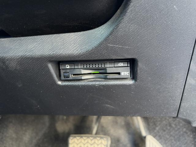 アクア S 禁煙車・F席シートヒ-タ-・LEDヘッドランプ・純正ナビ(NSZN-W64T)・Rカメラ・スマートキー・フルセグテレビ・キーレスエントリ-(34枚目)