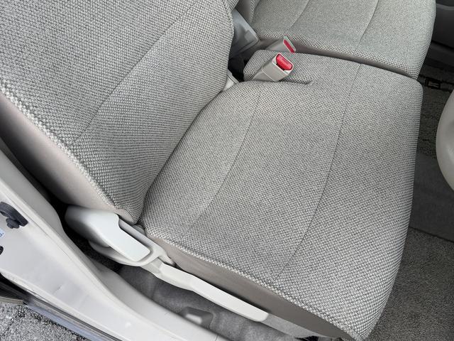 アルトラパン Ｘ　・禁煙車・シートヒーター・ルーフホワイト・純正１４インチアルミホイル・社外品ナビ・スマートキー×２・ナビ品番（ＭＤＶ－Ｄ４０３）（21枚目）