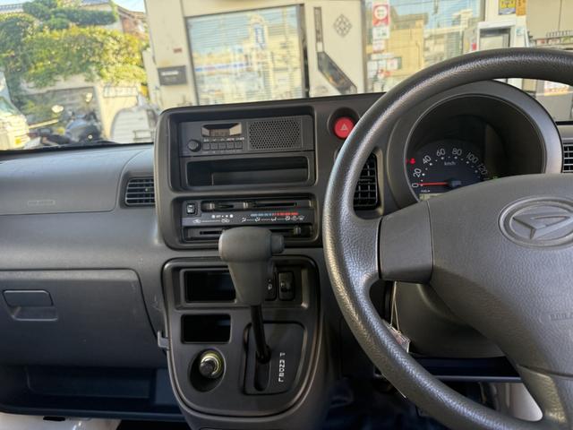 ハイゼットカーゴ 福祉車両　車いすスロープ　折り畳み補助シート　福祉車両　車いすスロープ　折り畳み補助シート（19枚目）