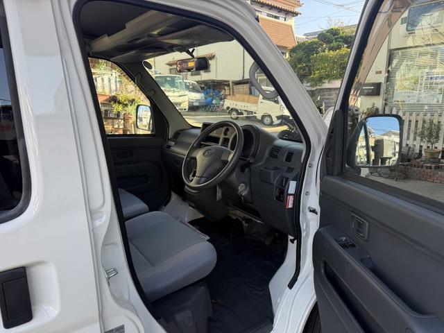 ハイゼットカーゴ 福祉車両　車いすスロープ　折り畳み補助シート　福祉車両　車いすスロープ　折り畳み補助シート（26枚目）