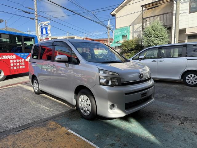 ヴォクシー 福祉車両　車いすスロープ　車いす２基　福祉車両　車いすスロープ　車いす２基　ベース「ＸＬエディション」ウェルキャブ車（15枚目）