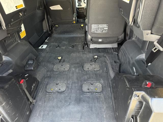 ヴォクシー 福祉車両　車いすスロープ　車いす２基　福祉車両　車いすスロープ　車いす２基　ベース「ＸＬエディション」ウェルキャブ車（29枚目）