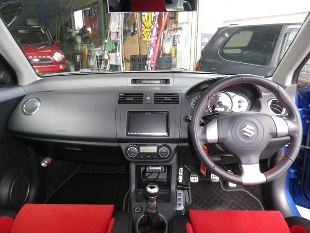 スイフト スポーツ 5速・RECARO・TEIN車高調EDFC付・タコ足マフラー・ZERO1000チャンバー・外ECU・ディスプレイオーディオDTV・DVD・BT・ETC・カーボンエアロミラーメッシュグリル・スマートキー(6枚目)