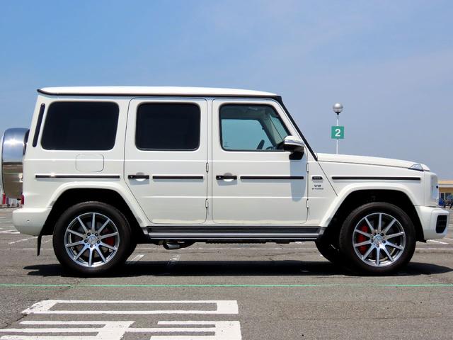 Ｇ６３　左ハンドル　ベージュ内装　レザーエクスクルーシブパッケージ　サンルーフ　ブルメスターサウンド　ダイナミックシート　アンビエントライト(26枚目)