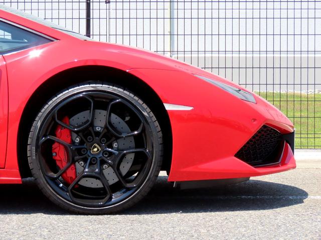 ウラカン ＬＰ６１０－４　買取車　左ハンドル　ディーラー車　パワークラフトマフラー　純正アルミホイール　リフティング機能　赤黒レザーシート　デジタルインナーミラー　ＬＥＤヘッドライト（32枚目）