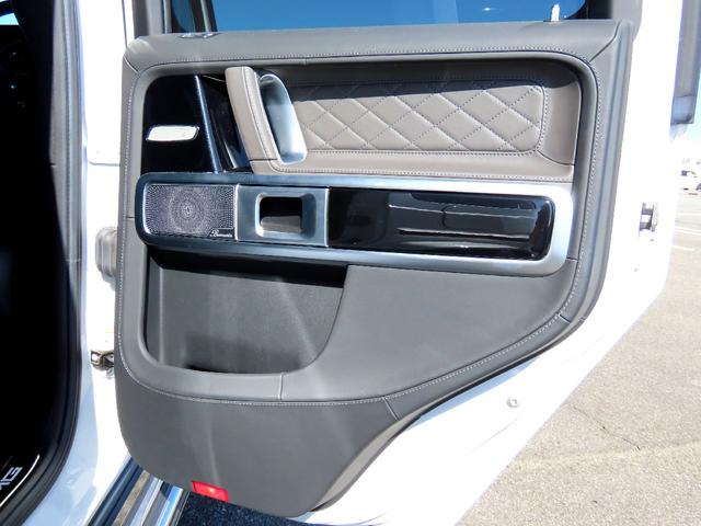 Gクラス G63 AMGレザーエクスクルーシブパッケージ Gmanufakturプログラム 後期用オリパスホワイト ディーラー車 ダイナミックシート マッサージ 21インチマットホイール(31枚目)