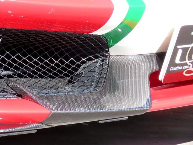 ４８８ピスタ ベースグレード　ユーザー買取車　右ハンドル　ディーラー車　ピロティステッカー　リフトアップ　ロールバー　鍛造アルミ　カーボンパーツ　スペーサー（17枚目）