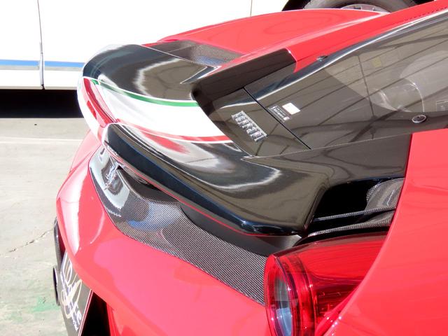 ４８８ピスタ ベースグレード　ユーザー買取車　右ハンドル　ディーラー車　ピロティステッカー　リフトアップ　ロールバー　鍛造アルミ　カーボンパーツ　スペーサー（28枚目）