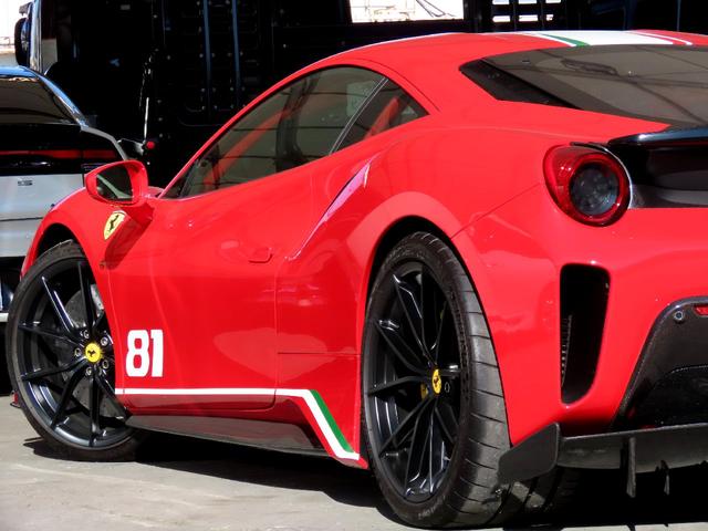 ４８８ピスタ ベースグレード　ユーザー買取車　右ハンドル　ディーラー車　ピロティステッカー　リフトアップ　ロールバー　鍛造アルミ　カーボンパーツ　スペーサー（34枚目）