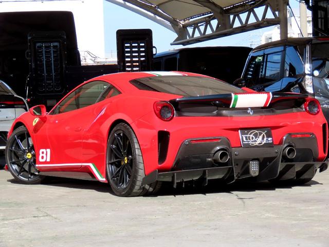 ４８８ピスタ ベースグレード　ユーザー買取車　右ハンドル　ディーラー車　ピロティステッカー　リフトアップ　ロールバー　鍛造アルミ　カーボンパーツ　スペーサー（40枚目）