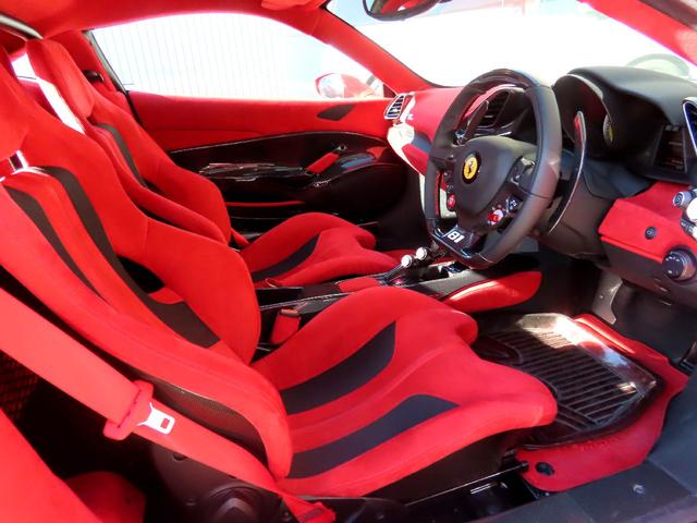 ４８８ピスタ ベースグレード　ユーザー買取車　右ハンドル　ディーラー車　ピロティステッカー　リフトアップ　ロールバー　鍛造アルミ　カーボンパーツ　スペーサー（46枚目）