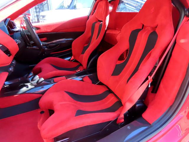 ４８８ピスタ ベースグレード　ユーザー買取車　右ハンドル　ディーラー車　ピロティステッカー　リフトアップ　ロールバー　鍛造アルミ　カーボンパーツ　スペーサー（50枚目）