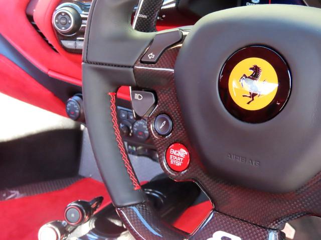 ４８８ピスタ ベースグレード　ユーザー買取車　右ハンドル　ディーラー車　ピロティステッカー　リフトアップ　ロールバー　鍛造アルミ　カーボンパーツ　スペーサー（54枚目）