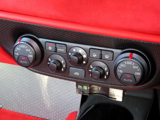 ４８８ピスタ ベースグレード　ユーザー買取車　右ハンドル　ディーラー車　ピロティステッカー　リフトアップ　ロールバー　鍛造アルミ　カーボンパーツ　スペーサー（57枚目）