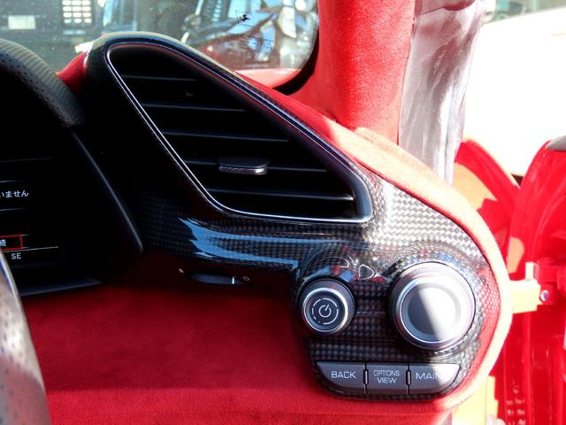 ４８８ピスタ ベースグレード　ユーザー買取車　右ハンドル　ディーラー車　ピロティステッカー　リフトアップ　ロールバー　鍛造アルミ　カーボンパーツ　スペーサー（69枚目）