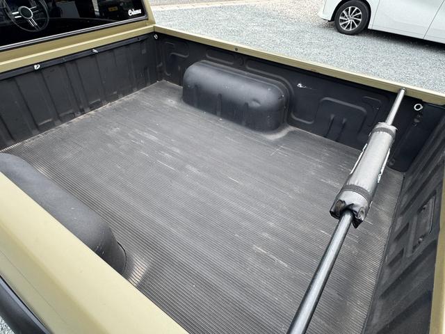 ダットサンピックアップ キングキャブ AX 色替車 社外オーバーフェンダー 15インチAW BFグッドリッチタイヤ ナビTVBluetooth MOMOステアリング コラムAT ETC キーレス タイミングチェーンエンジン NOx・PM適合(14枚目)