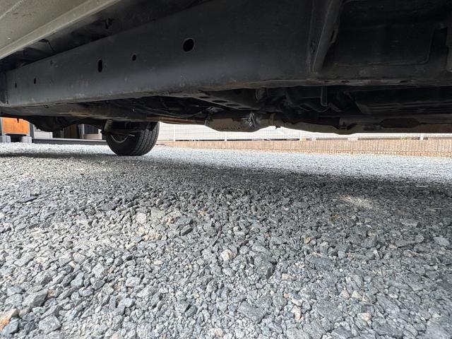 ダットサンピックアップ キングキャブ AX 色替車 社外オーバーフェンダー 15インチAW BFグッドリッチタイヤ ナビTVBluetooth MOMOステアリング コラムAT ETC キーレス タイミングチェーンエンジン NOx・PM適合(53枚目)