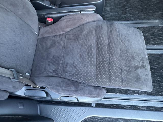 ヴェルファイア ２．４Ｚ　プラチナセレクションＩＩ　１オーナー　両側パワースライドドア　パワーバックドア　ワイパーデアイサー　アルパイン８インチナビＴＶ　バックカメラ　ＥＴＣ　アルパインフリップダウンモニター　ＴＥＩＮ車高調　社外１９アルミ（29枚目）