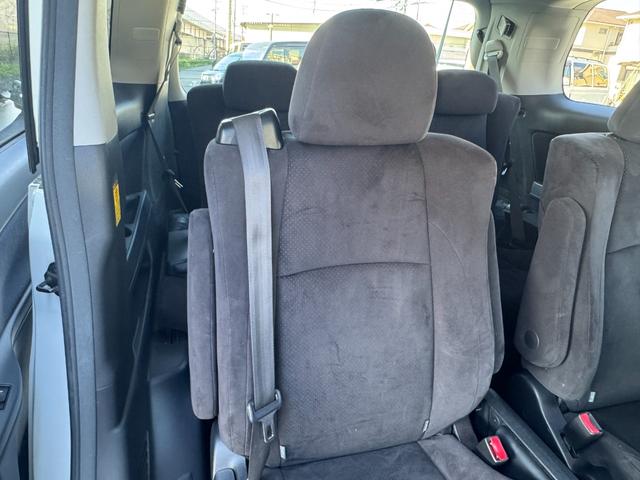 ヴェルファイア ２．４Ｚ　プラチナセレクションＩＩ　１オーナー　両側パワースライドドア　パワーバックドア　ワイパーデアイサー　アルパイン８インチナビＴＶ　バックカメラ　ＥＴＣ　アルパインフリップダウンモニター　ＴＥＩＮ車高調　社外１９アルミ（30枚目）