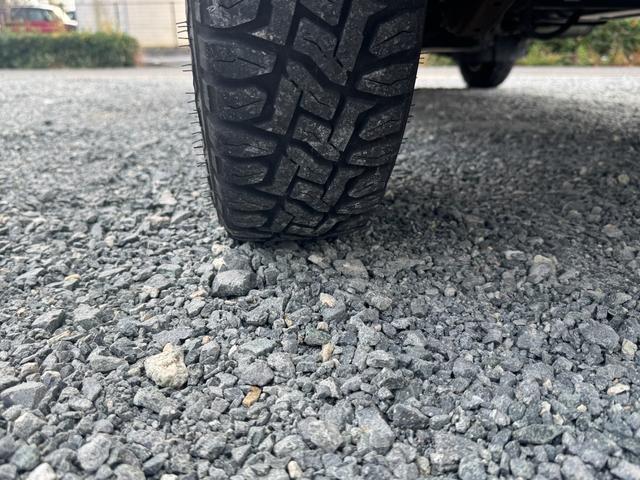 キャリイトラック KCエアコン・パワステ パートタイム4WD エアコン パワステ シートカバー オープンカントリーR/Tタイヤ ETC(17枚目)