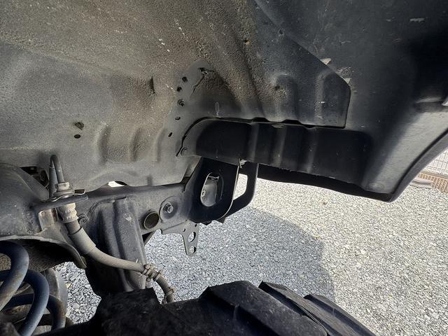 ジムニー ワイルドウインド　６型　５速ＭＴ　新品オープンカントリーＲ／Ｔタイヤ　新品ルーフラック　３インチリフトアップ　ＡＰＩＯ減衰力調整ショック　社外マフラー　前後ショートバンパー　ＨＫＳタコメーター　スキッドガード（64枚目）