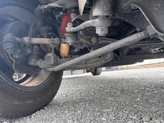 ハイラックス ＤＸ　ＲＺＮ１４７　ＮＯｘ・ＰＭ適合　ローダウン　ＴＯＹＯ　Ｈ２Ｏホワイトレタータイヤ　ＭＬＪ　Ｄ：ＳＬＯＴ１６インチアルミＪＷＬ－Ｔ　社外サイド出しマフラー　シートカバー　ＵＳステップバンパー（51枚目）