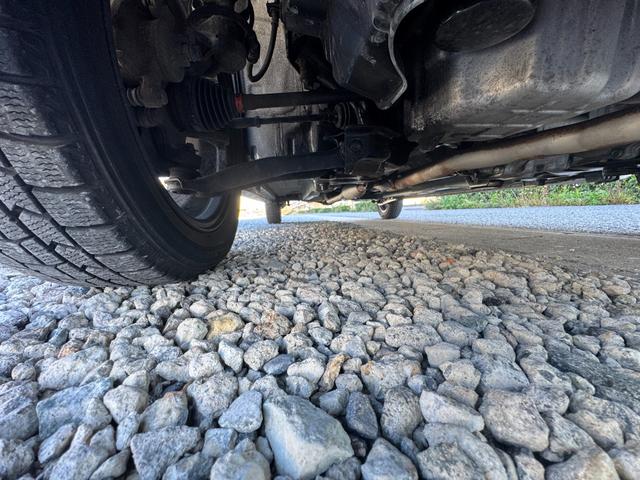 ワゴンＲ ＦＸリミテッド　１オーナー　禁煙車　４ＷＤ　新品ブリヂストンスタッドレスタイヤ　アイドリングストップ　シートヒーター　スマートキー　プッシュスタート　オートエアコン　電動格納ミラー（42枚目）