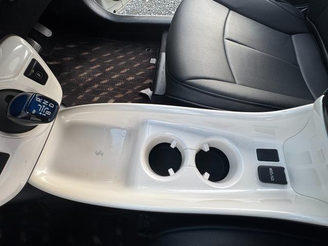 プリウス A トヨタセーフティセンス オートハイビーム ヘッドアップディスプレイ 純正9インチナビTVBluetooth バックカメラ ETC ドラレコ クラッツィオシートカバー LEDヘッドライト LEDフォグ(33枚目)