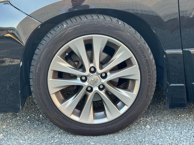 ヴェルファイア ２．４Ｚ　プラチナセレクションＩＩ　サンルーフ　トヨタプレミアムサウンド１８スピーカー　メーカーナビＴＶ　電動フリップダウンモニター　クール＆ホットコンソール　両側電動スライド　パワーバックドア　クルーズコントロール　ワイパーデアイサー（14枚目）