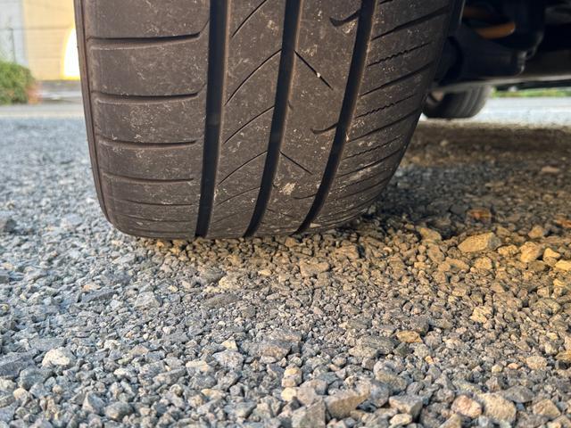 ヴェルファイア ２．４Ｚ　プラチナセレクションＩＩ　サンルーフ　トヨタプレミアムサウンド１８スピーカー　メーカーナビＴＶ　電動フリップダウンモニター　クール＆ホットコンソール　両側電動スライド　パワーバックドア　クルーズコントロール　ワイパーデアイサー（16枚目）