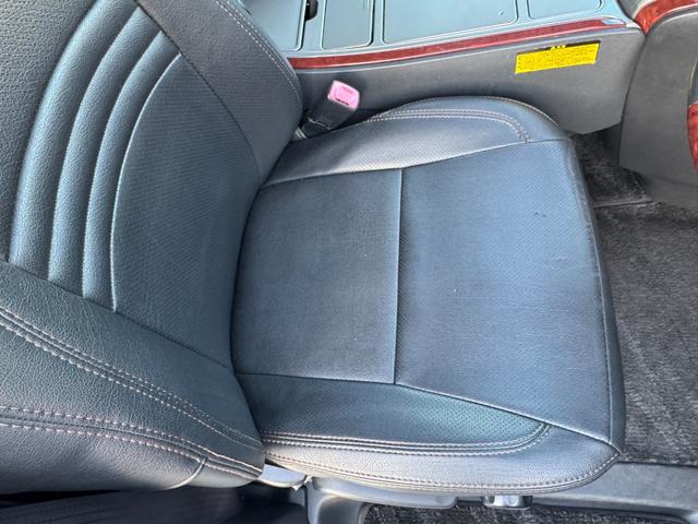 ヴェルファイア ２．４Ｚ　プラチナセレクションＩＩ　サンルーフ　トヨタプレミアムサウンド１８スピーカー　メーカーナビＴＶ　電動フリップダウンモニター　クール＆ホットコンソール　両側電動スライド　パワーバックドア　クルーズコントロール　ワイパーデアイサー（22枚目）