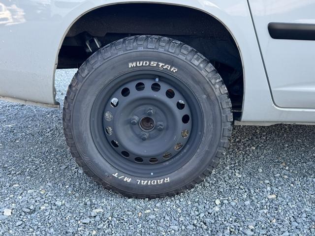 プロボックスワゴン Ｆ　エクストラパッケージ　２インチリフトアップキット　マッドスターＭ／Ｔタイヤ　フロントバンパーガード　ルーフラック　ナビＴＶＢｌｕｅｔｏｏｔｈ　バックカメラ　ドラレコ　ＥＴＣ　全席パワーウィンド　タイミングチェーン　禁煙車（14枚目）