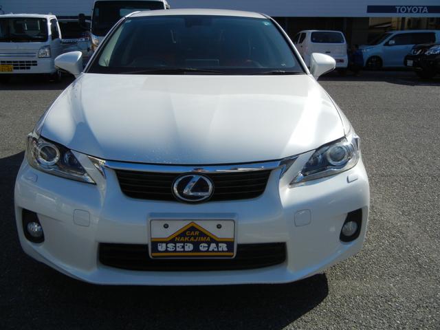 CT CT200h バージョンC ETC ナビ TV オートクルーズコントロール アルミホイール スマートキー 電動格納ミラー シートヒーター CVT 盗難防止システム 衝突安全ボディ ABS CD USB(13枚目)