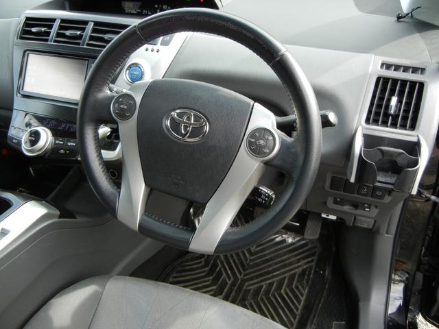 プリウスアルファ Ｇ　ＥＴＣ　ナビ　ＴＶ　オートクルーズコントロール　アルミホイール　ヘッドライトウォッシャー　スマートキー　電動格納ミラー　ＣＶＴ　盗難防止システム　衝突安全ボディ　記録簿　ＡＢＳ　ＣＤ　ＤＶＤ再生（2枚目）