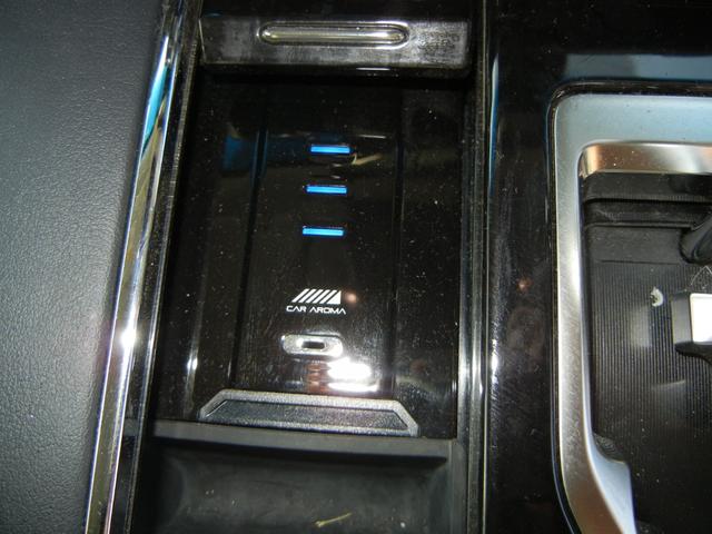 アルファードハイブリッド SR Cパッケージ 4WD ドライブレコーダー ETC ナビ TV クリアランスソナー オートクルーズコントロール レーンアシスト 衝突被害軽減システム 両側電動スライドドア オートマチックハイビーム LEDヘッドランプ(7枚目)