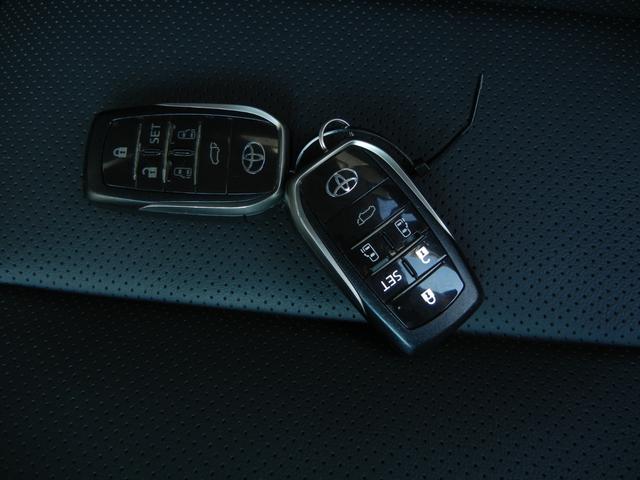 アルファードハイブリッド SR Cパッケージ 4WD ドライブレコーダー ETC ナビ TV クリアランスソナー オートクルーズコントロール レーンアシスト 衝突被害軽減システム 両側電動スライドドア オートマチックハイビーム LEDヘッドランプ(11枚目)