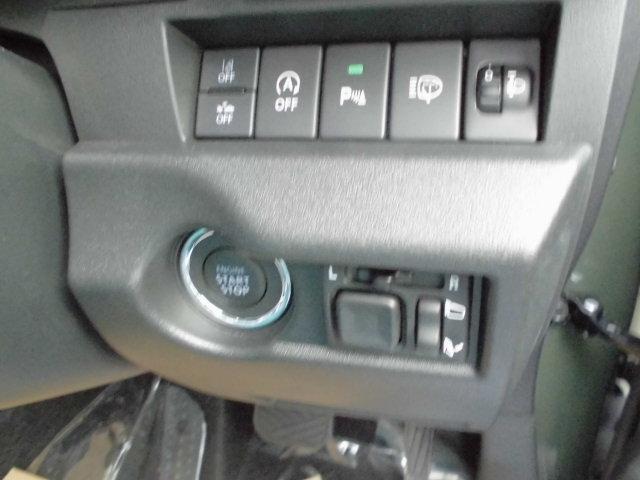 ジムニーノマド ＦＣ　４ＷＤ　クリアランスソナー　オートクルーズコントロール　レーンアシスト　衝突被害軽減システム　オートライト　ＬＥＤヘッドランプ　ヘッドライトウォッシャー　アルミホイール　スマートキー（12枚目）