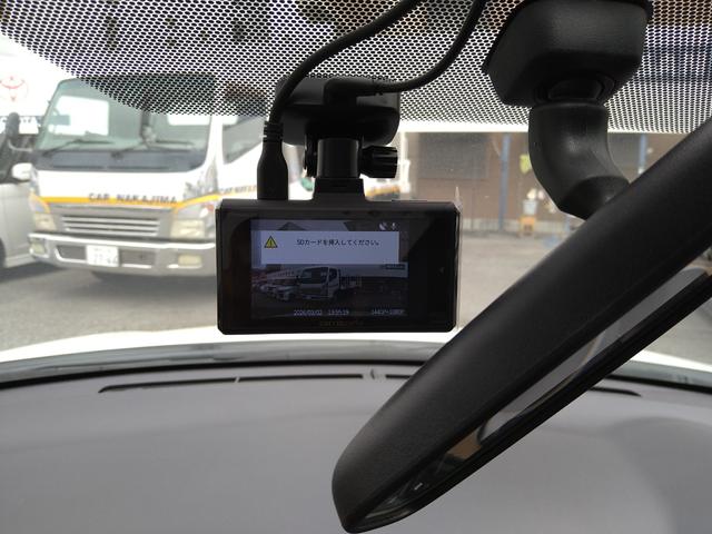 �h���C�u���R�[�_�[������f���Ɖ������L�^���Ă����h���C�u���R�[�_�[�́A���̂̍ۂɊm���ȏ؋��\�͂𔭊����Ă���܂��B