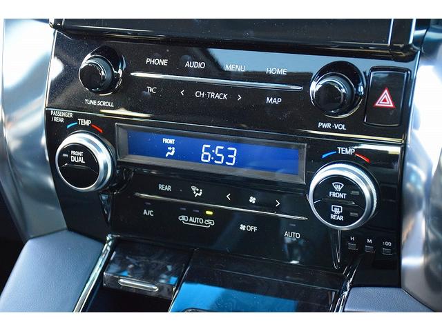 アルファード ２．５Ｓ　Ｃパッケージ　サンルーフ　純正ディスプレーオーディオ　パワーバックドア　バックカメラ　デジタルインナーミラー　電動パーキング　両側パワースライドドア　シートヒーター＆シートベンチレーション　オートライト（18枚目）
