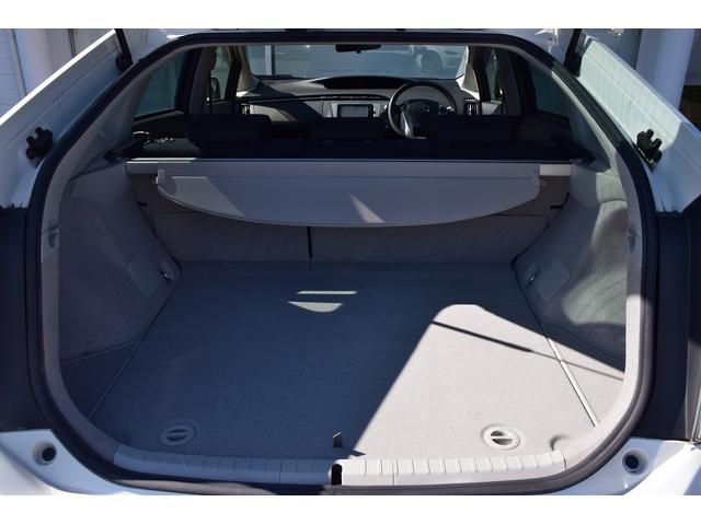 プリウス Sツーリングセレクション 純正ナビ バックカメラ フルセグTV ETC LEDヘッドライト オートライト スマートキー&プッシュスタート 純正17インチアルミホイール(10枚目)