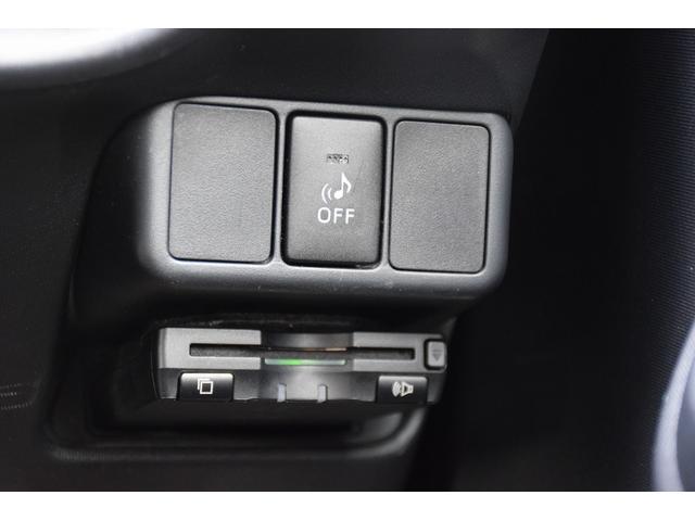 アクア G G’s ワンオーナー 純正ナビ バックカメラ フルセグTV G,z17インチアルミホイール ETC オートライト フォグランプ スマートキー&プッシュスタート(4枚目)