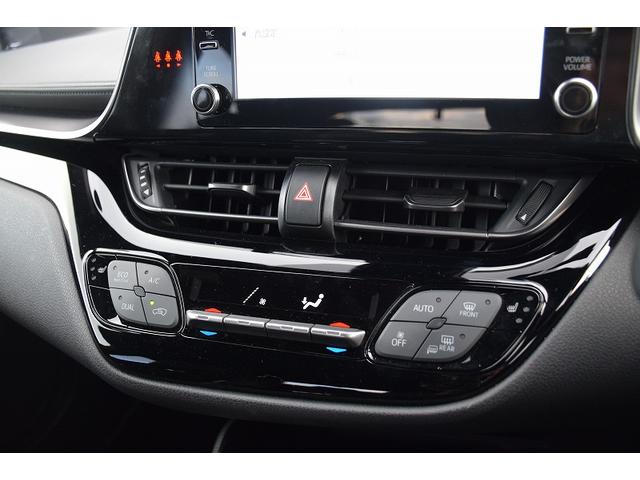 Ｃ－ＨＲ Ｓ－Ｔ　ＧＲスポーツ　ワンオーナー　６ＭＴ　メーカーナビ　パノラミックビューモニター　シートヒーター　前後ドライブレコーダー　電動パーキング　レーダークルーズ　ＬＥＤヘッドライト　オートライト　純正１９インチＡＷ（17枚目）