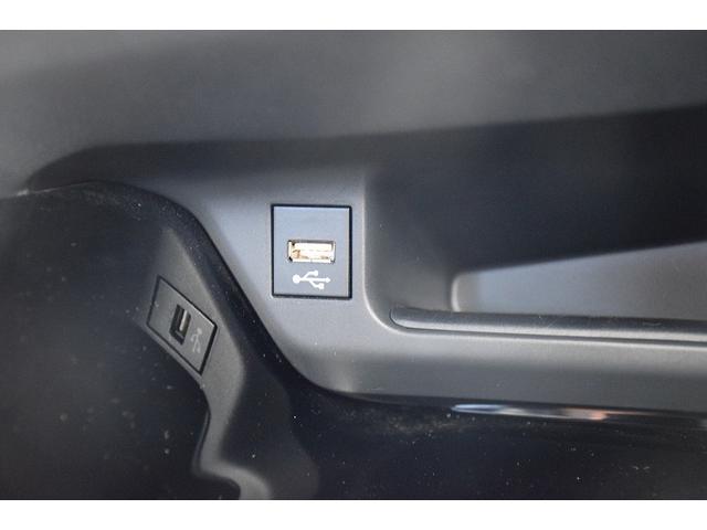 Ｃ－ＨＲ Ｓ－Ｔ　ＧＲスポーツ　ワンオーナー　６ＭＴ　メーカーナビ　パノラミックビューモニター　シートヒーター　前後ドライブレコーダー　電動パーキング　レーダークルーズ　ＬＥＤヘッドライト　オートライト　純正１９インチＡＷ（18枚目）