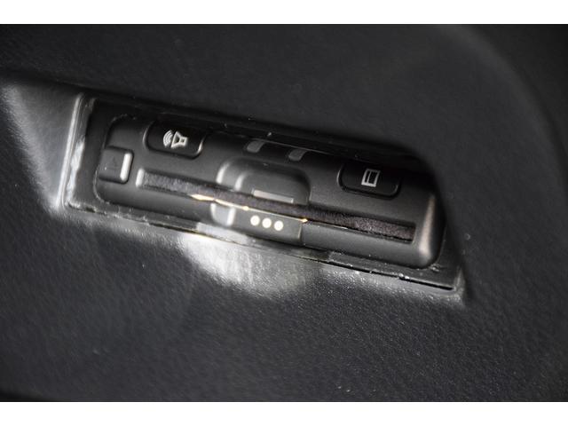 Ｃ－ＨＲ Ｓ－Ｔ　ＧＲスポーツ　ワンオーナー　６ＭＴ　メーカーナビ　パノラミックビューモニター　シートヒーター　前後ドライブレコーダー　電動パーキング　レーダークルーズ　ＬＥＤヘッドライト　オートライト　純正１９インチＡＷ（28枚目）