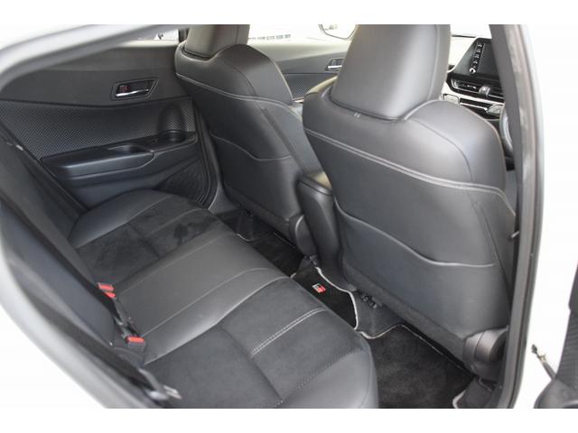 Ｃ－ＨＲ Ｓ－Ｔ　ＧＲスポーツ　ワンオーナー　６ＭＴ　メーカーナビ　パノラミックビューモニター　シートヒーター　前後ドライブレコーダー　電動パーキング　レーダークルーズ　ＬＥＤヘッドライト　オートライト　純正１９インチＡＷ（32枚目）