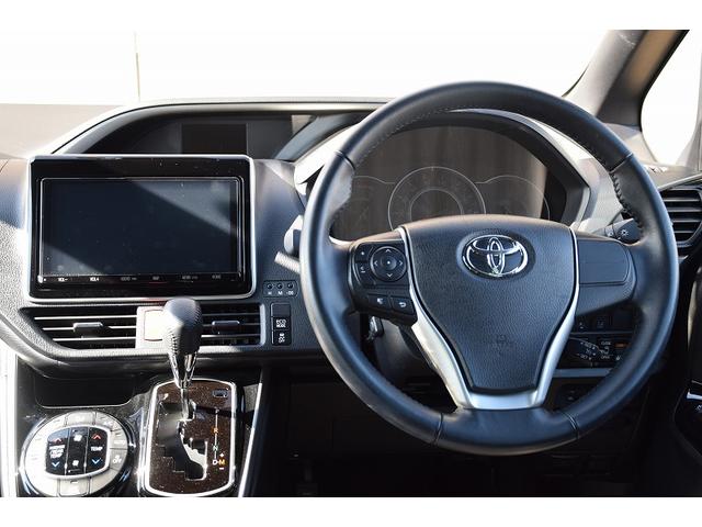 ヴォクシー ZS 煌III ワンオーナー 純正9インチナビ バックカメラ フルセグTV 両側パワースライドドア ETC ドライブレコーダー LEDヘッドライト オートライト セーフティーセンス スマートキー&プッシュスタート(13枚目)